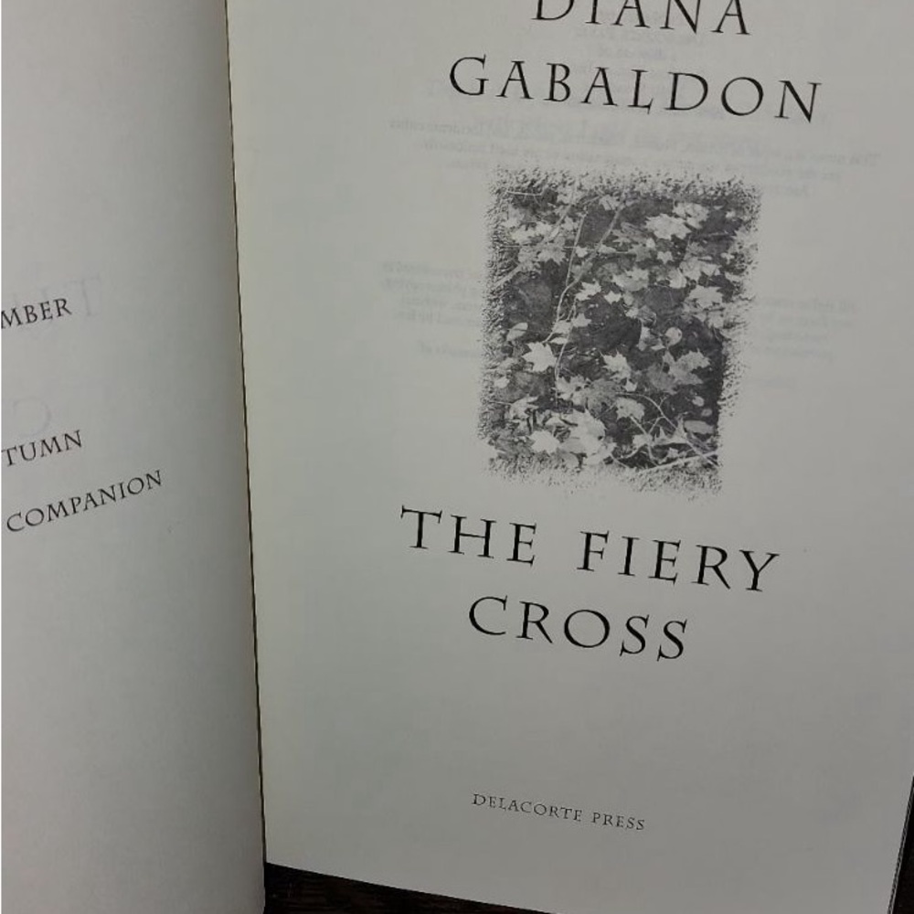 Outlander Diana Gabaldon Fiery Cross Hard cover book